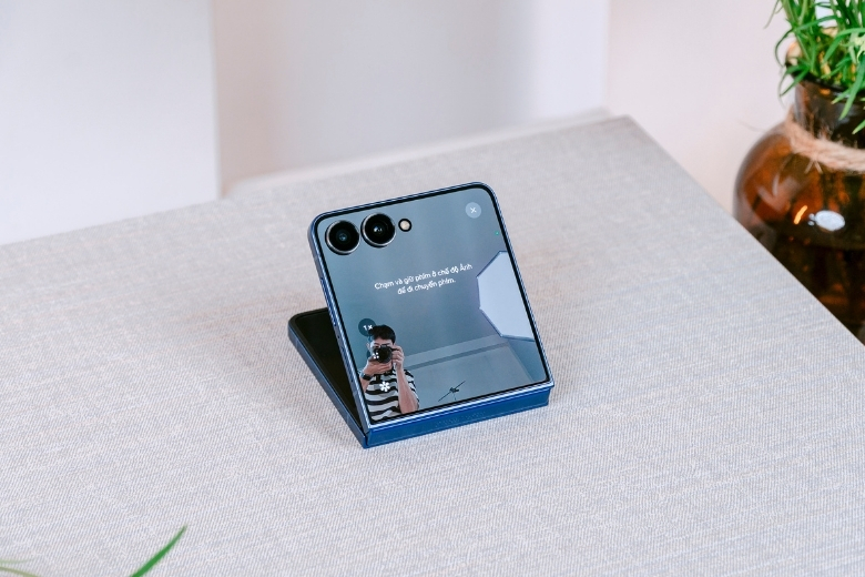 Samsung Galaxy Z Flip 8 có gì mới? Thông số cấu hình rò rỉ mới nhất 1 Thông số cấu hình rò rỉ Samsung Galaxy Z Flip 8 mới nhất
