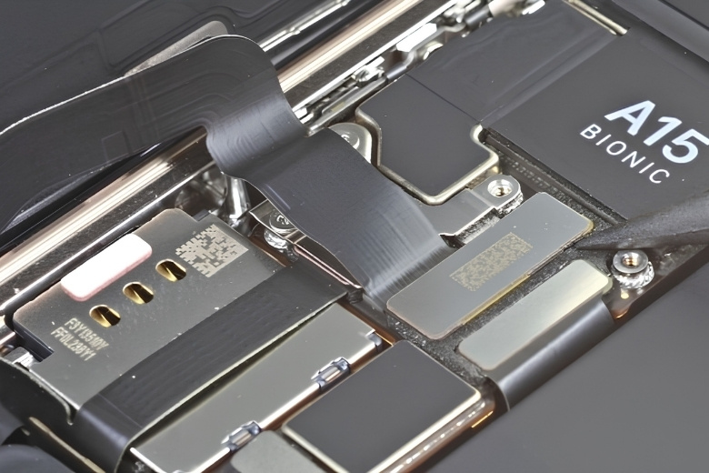 Cổ màn hình iPhone là gì và đóng vai trò thế nào trong hiển thị