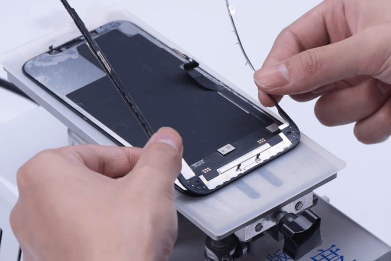 giá ép kính iPhone 12 Pro Max thực tế