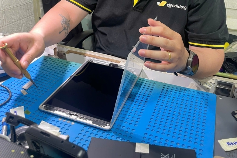 sửa chữa iPhone chuyên nghiệp, sạch sẽ tại hệ thống Viện Di Động
