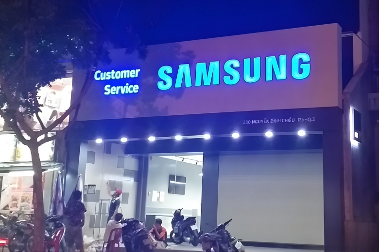 Thay pin Samsung chính hãng ở đâu? Top 10 địa chỉ uy tín nhất TPHCM 4 thay pin tại TTBH Samsung Xuân Hòa