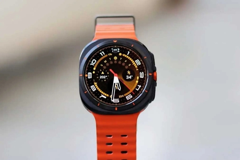 Samsung Galaxy Watch Ultra 2 giá bao nhiêu? Đáng mua hay sửa máy cũ? 1 Giá Samsung Galaxy Watch Ultra 2 mới nhất