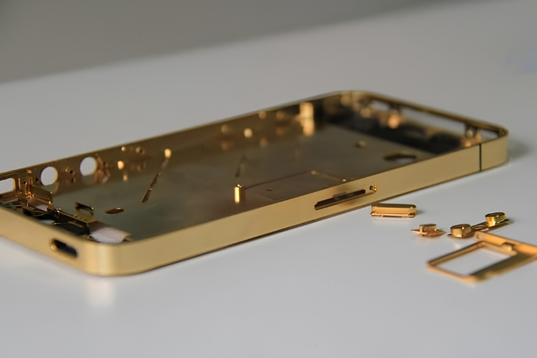 Quy trình độ vỏ từ iPhone cũ sang khung vỏ mới