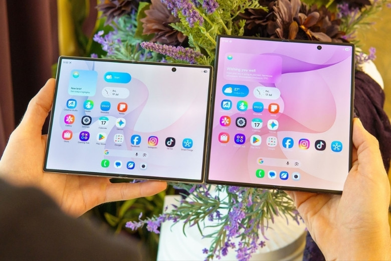 So sánh kiểu dáng tỷ lệ màn hình và độ mỏng giữa Samsung Galaxy Z Fold7 và Z Fold8