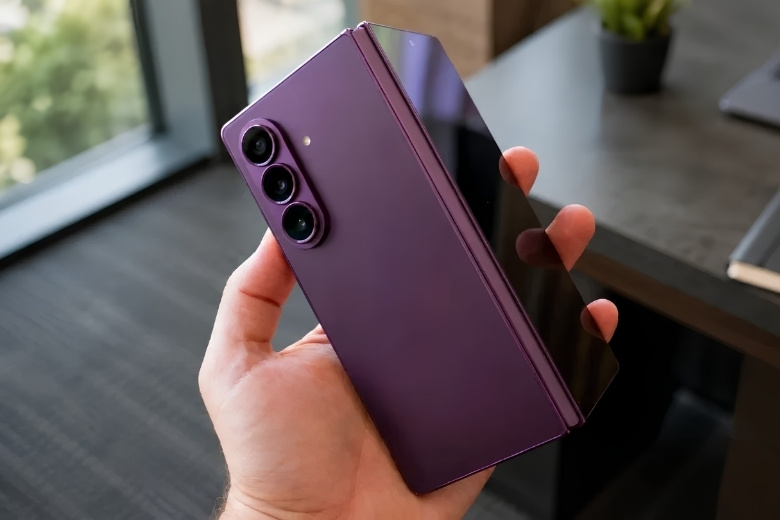 Đánh giá Samsung Galaxy Z Fold8 Ultra: Phân tích bản lề, tản nhiệt và phần cứng 1 Đánh giá cấu trúc bản lề Flex Titanium trên Samsung Galaxy Z Fold8 Ultra