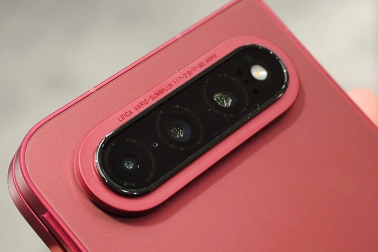 Trên tay Xiaomi 18 Fold: Siêu phẩm gập XRING O3, Leica 200MP 4 Camera Leica 200MP Xiaomi 18 Fold (Summilux)